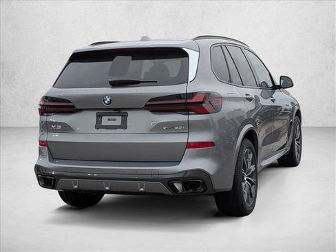 New 2026 BMW X5 xDrive40i w/ M Sport Package image 2