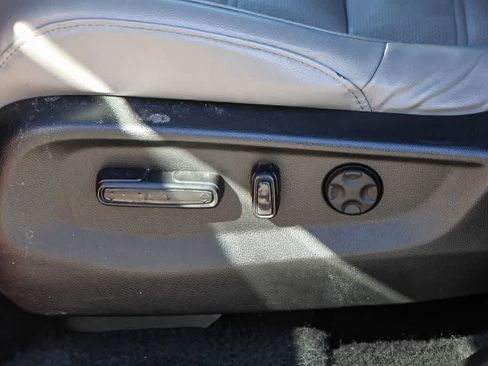 Used 2021 Honda CR-V Touring image 18