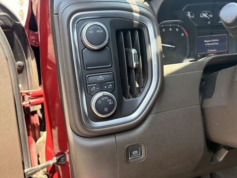 Used 2020 GMC Sierra 1500 SLE w/ SLE Value Package RWD image 12