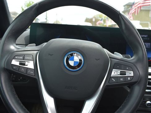 Used 2024 BMW 330e RWD image 15