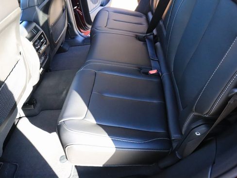 New 2025 Jeep Grand Cherokee Limited image 13