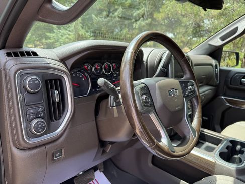 Used 2021 Chevrolet Silverado 1500 RST w/ Texas Edition Plus RWD image 12