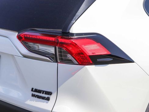 Certified 2023 Toyota RAV4 Limited AWD/4WD image 8