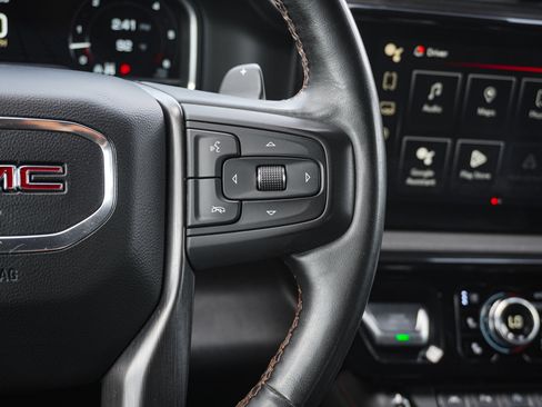 Used 2023 GMC Sierra 1500 AT4 w/ Technology Package AWD/4WD image 20
