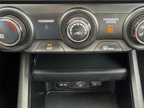 Used 2023 Kia Forte LXS w/ LXS Technology Package FWD image 26