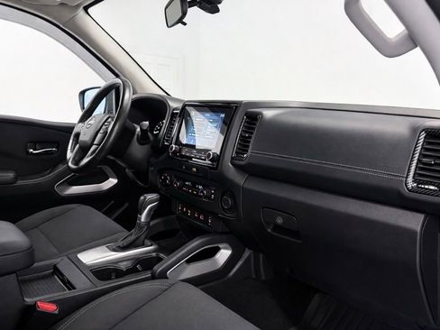 Used 2023 Nissan Frontier SV w/ Technology Package image 14