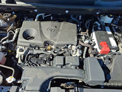 Used 2023 Toyota RAV4 XLE FWD image 27