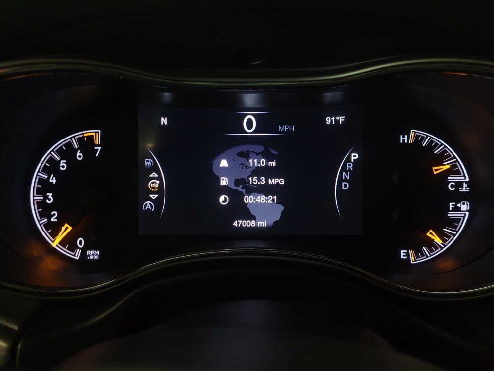 Used 2019 Jeep Grand Cherokee Limited w/ Luxury Group II RWD image 23