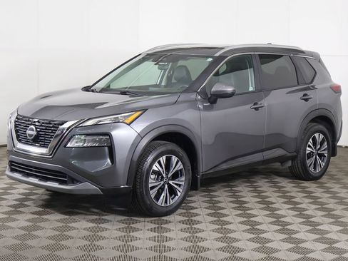 Used 2023 Nissan Rogue SV w/ SV Premium Package AWD/4WD image 9