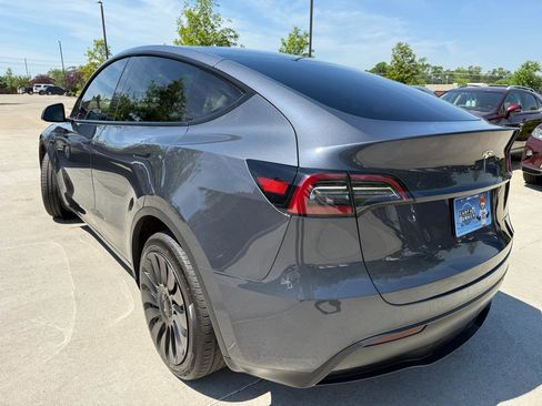 Used 2023 Tesla Model Y Long Range AWD/4WD image 6