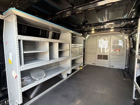 Used 2016 Ford Transit 250 148 Low Roof RWD image 11