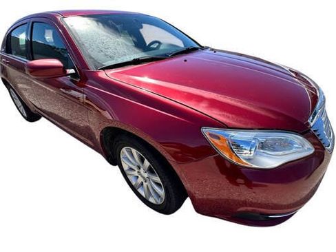 Used 2013 Chrysler 200 Touring FWD image 8