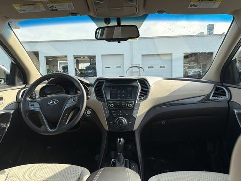 Used 2018 Hyundai Santa Fe Sport w/ 2.4L Value Package 02 AWD/4WD image 18