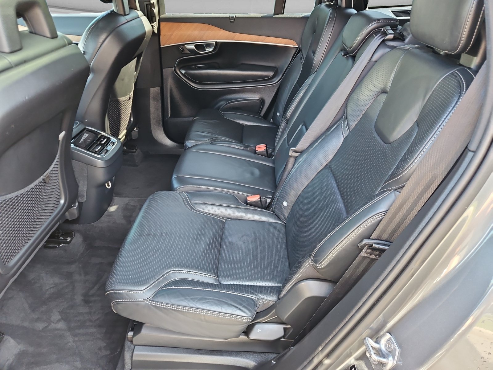 Used 2018 Volvo XC90 T6 Inscription w/ Convenience Package AWD/4WD image 14