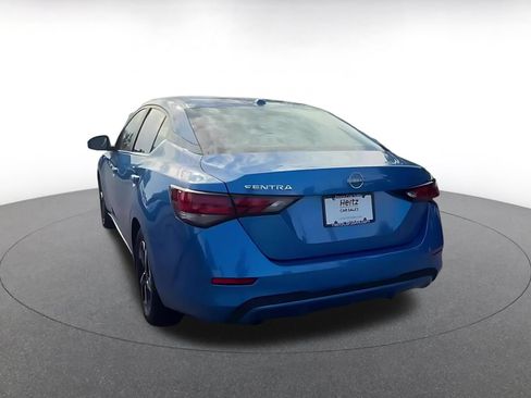 Used 2025 Nissan Sentra SV FWD image 9