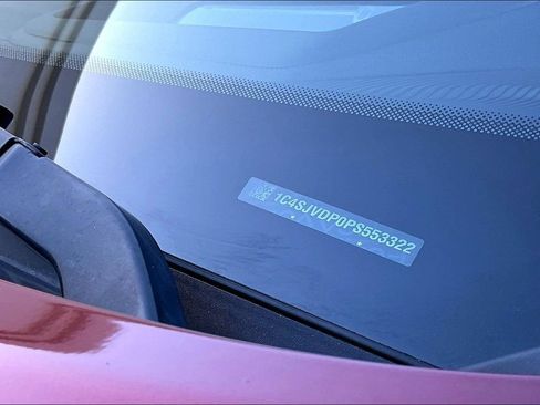 Used 2023 Jeep Wagoneer Series III w/ Rear Seat Video Group 1 image 29