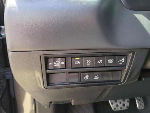 Used 2024 Toyota Tundra Platinum w/ TRD Off-Road Package AWD/4WD image 13