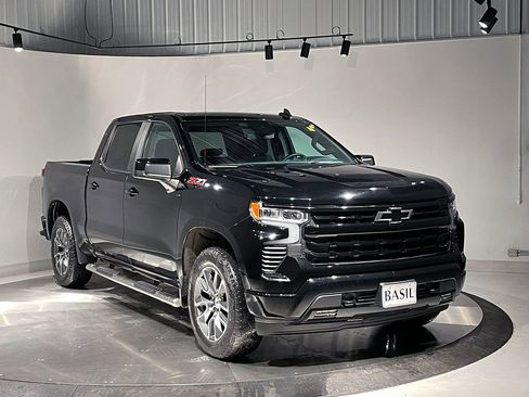 Used 2023 Chevrolet Silverado 1500 RST w/ Z71 Off-Road Package image 40