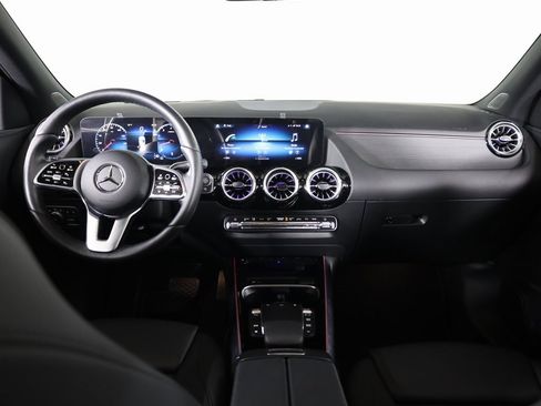 Used 2023 Mercedes-Benz GLA 250 4MATIC image 36