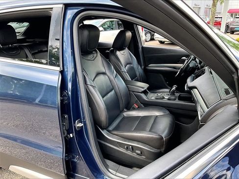 Used 2019 Cadillac XT4 Premium Luxury w/ Cold Weather Package AWD/4WD image 11