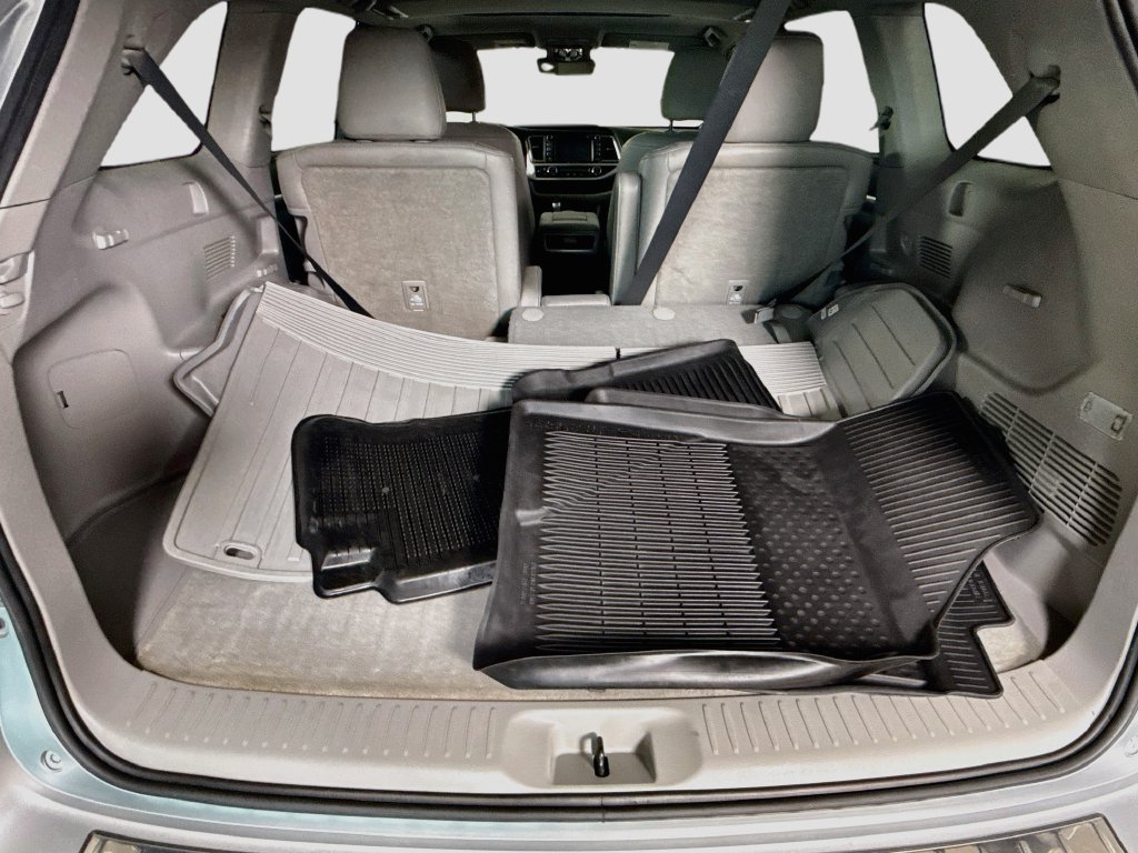 Certified 2018 Toyota Highlander Limited AWD/4WD image 30