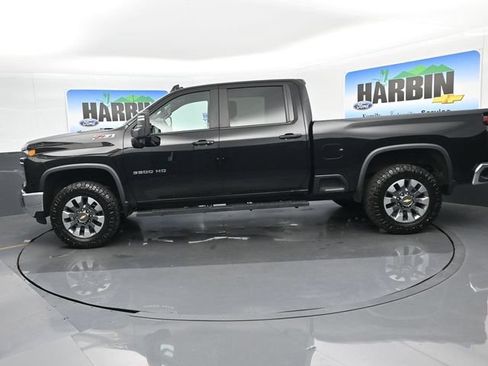 Used 2024 Chevrolet Silverado 3500 LT w/ All Star Edition AWD/4WD image 2