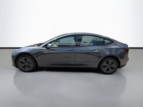 Used 2023 Tesla Model 3 Standard Range RWD image 4