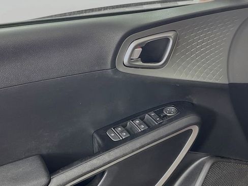 Used 2022 Kia Soul LX w/ Technology Package image 17