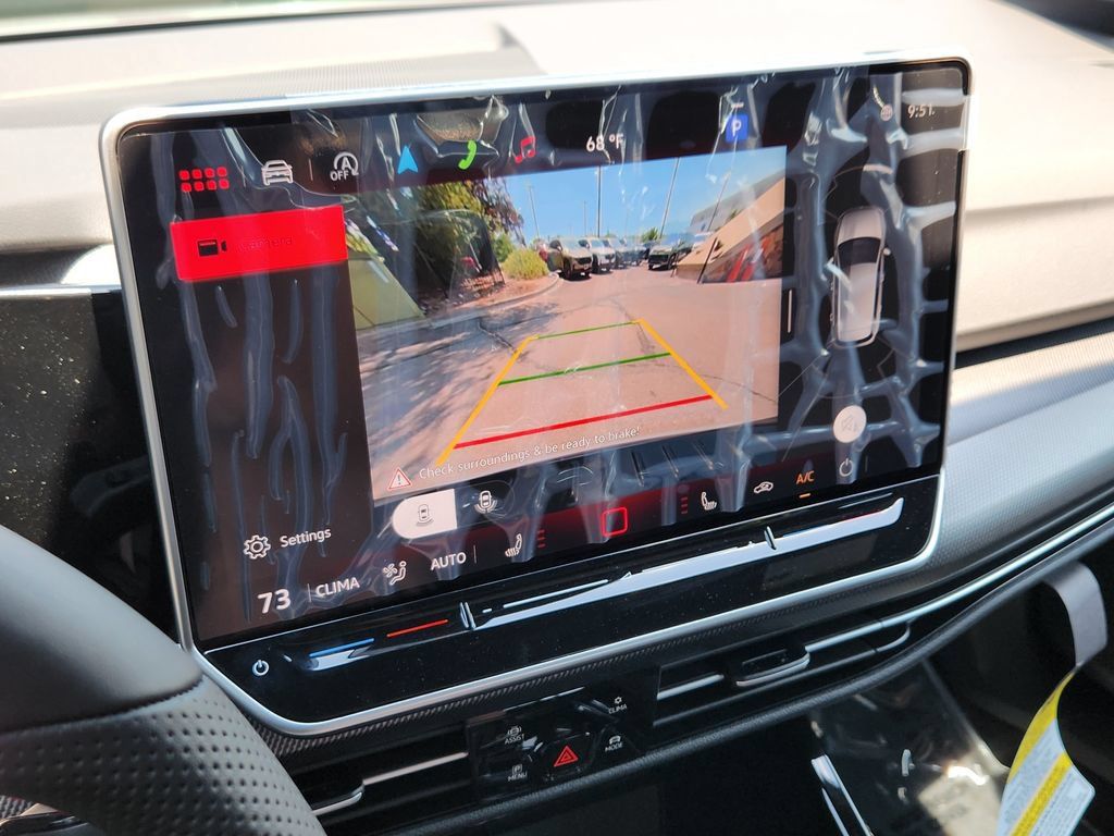New 2026 Volkswagen GTI SE FWD image 8