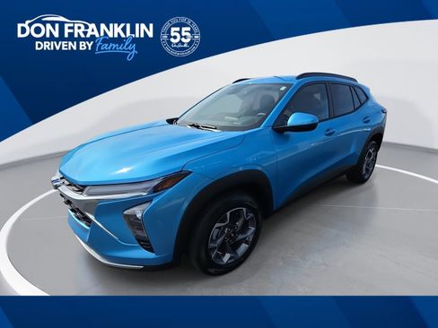 New 2026 Chevrolet Trax LT w/ Driver Confidence Package FWD image 1