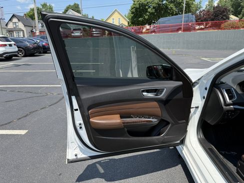 Used 2019 Acura TLX V6 SH-AWD w/ Advance Package image 11