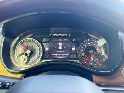 Used 2019 RAM 1500 Limited image 13