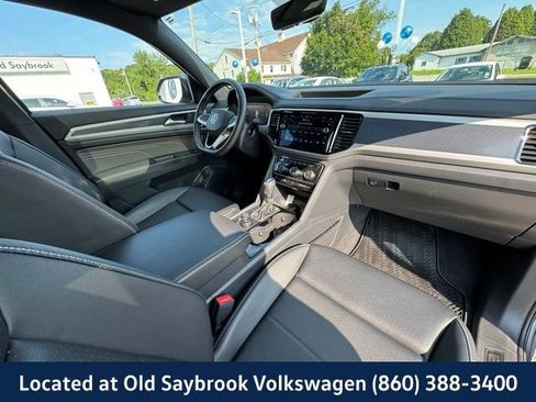 Certified 2023 Volkswagen Atlas Cross Sport SEL AWD/4WD image 29