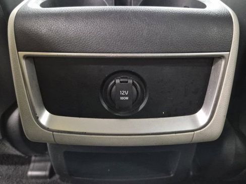 Used 2022 Kia Carnival LX FWD image 14