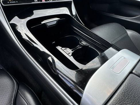 Used 2022 Mercedes-Benz C 300 Sedan image 32