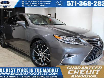 Used 2017 Lexus ES 350 w/ Luxury Package