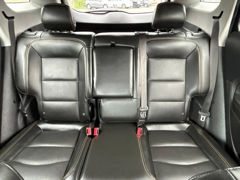 Used 2020 GMC Terrain SLT w/ Preferred Package AWD/4WD image 34