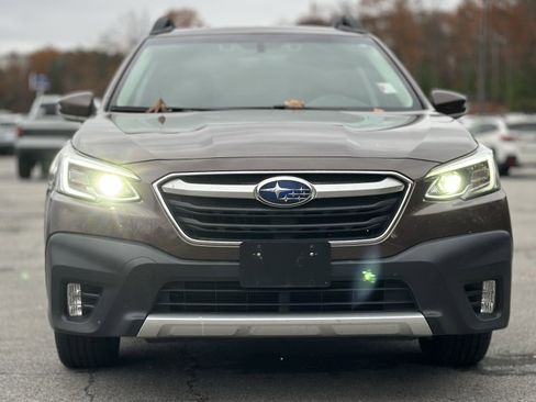 Used 2020 Subaru Outback Limited image 14