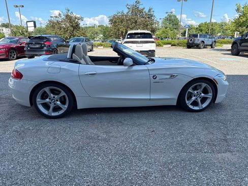 Used 2016 BMW Z4 sDrive28i RWD image 15