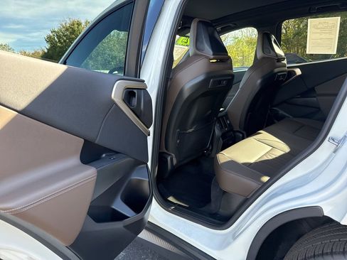 Used 2025 BMW X3 xDrive30i w/ Convenience Package image 16