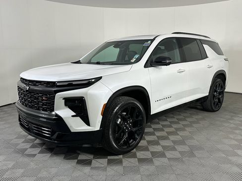 Used 2024 Chevrolet Traverse RS image 15