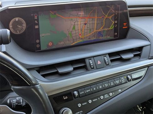 Used 2021 Lexus ES 350 Luxury w/ Accessory Package 2 image 21