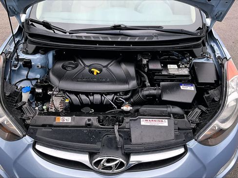 Used 2012 Hyundai Elantra GLS w/ Preferred Pkg 3 FWD image 9