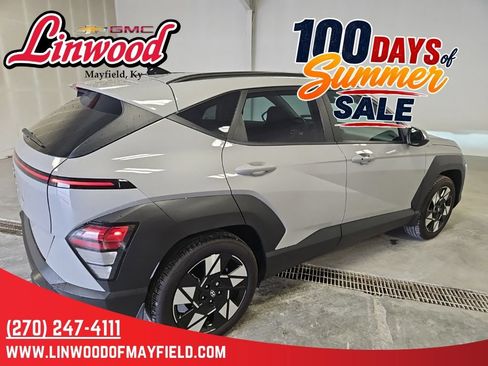 Used 2024 Hyundai Kona SEL FWD image 2