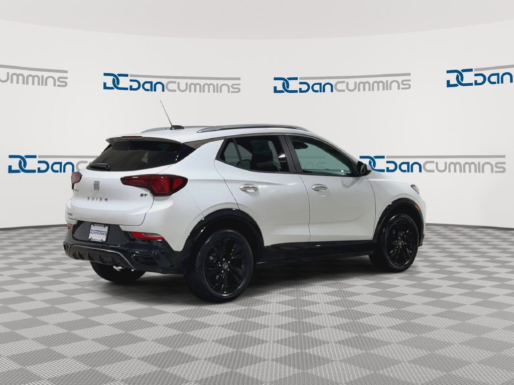 Used 2024 Buick Encore GX Sport Touring AWD/4WD image 8