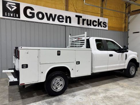 Used 2020 Ford F250 XL w/ Power Equipment Group image 6