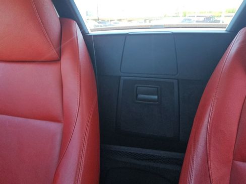 Used 2012 BMW Z4 sDrive35i RWD image 25