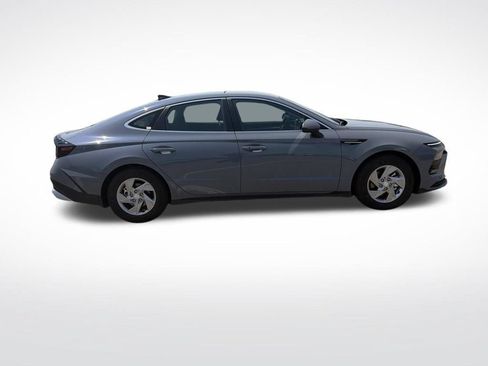 Used 2026 Hyundai Sonata SE FWD image 6