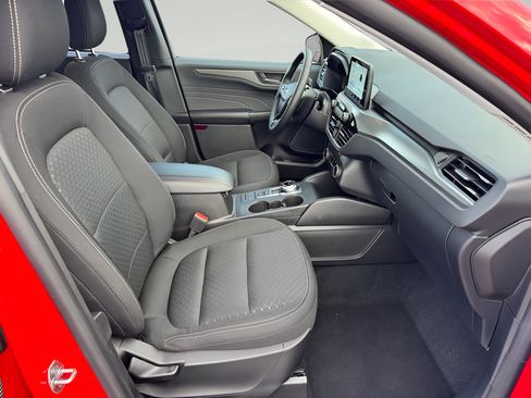 Used 2024 Ford Escape Active w/ Cold Weather Package FWD image 28