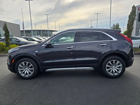 Used 2023 Cadillac XT4 Premium Luxury AWD/4WD image 2